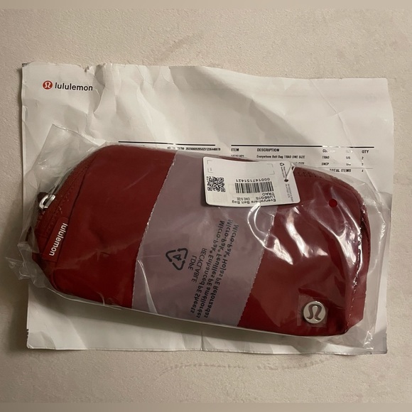 NWT Lululemon Everywhere Belt Bag Terra Orange Color - Picture 2 of 9